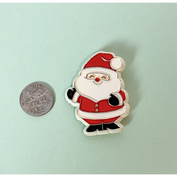 Vintage Santa Claus Pin Brooch Hallmark Cards Christmas 1981 Plastic Retro 80s - Picture 2 of 3